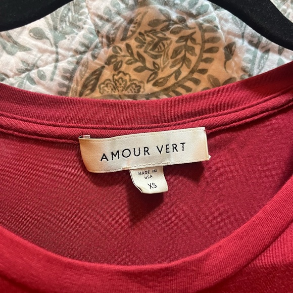 Amour Vert Flowy Top - Picture 3 of 3